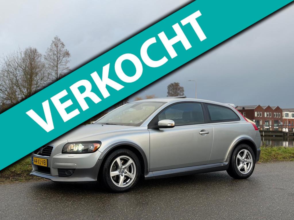 Volvo C30 2.4i Summum AUTOMAAT 1E EIG LEDER PDC XENON NAVI, Auto's, Gebruikt, Zwart, 700 kg, 4 stoelen