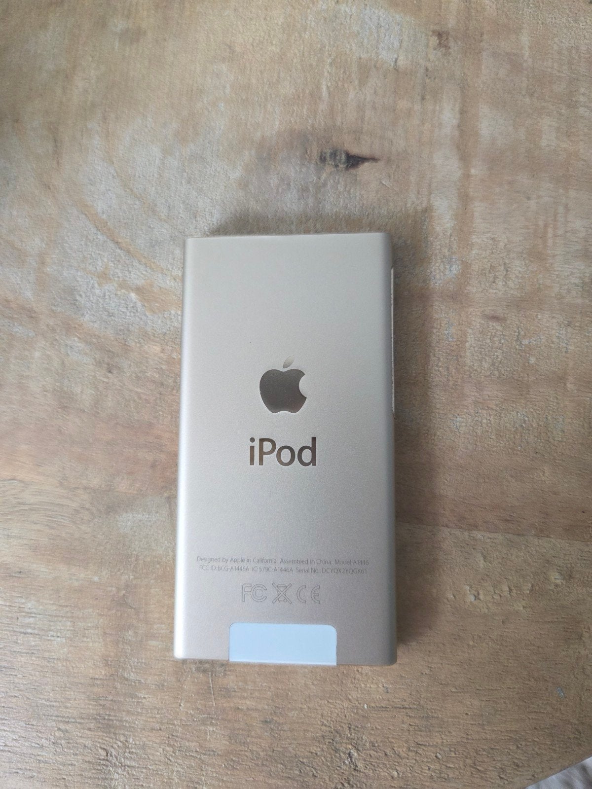 Apple iPod Nano 7e gen 16GB – goud – met kabel & hoes, Ophalen of Verzenden, Zo goed als nieuw, Nano, 10 tot 20 GB
