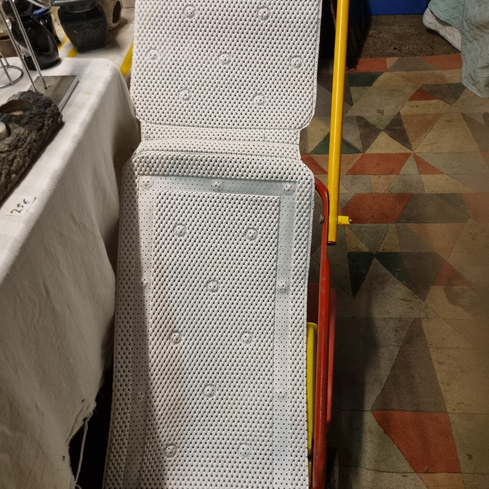 Antislip badmat met zuignappen en hoofdkussen, Ophalen of Verzenden, Zo goed als nieuw, Wit, Badmat