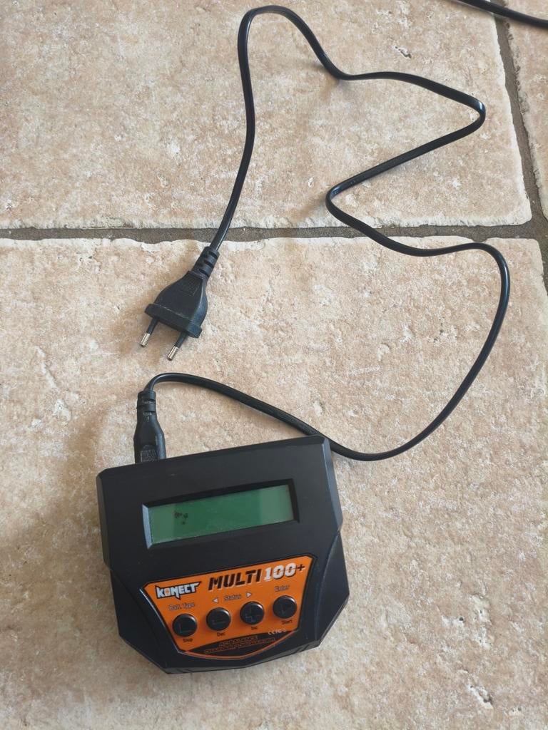 Konect Multi 100+ 100watt lipo life lader universeel rc dron, Ophalen of Verzenden, Overige schalen, Onderdeel