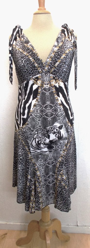 Mooi zwart/wit print jurkje van Etoile du Monde! M, Kleding | Dames, Maat 38/40 (M), Meerkleurig, Nieuw, Ophalen of Verzenden