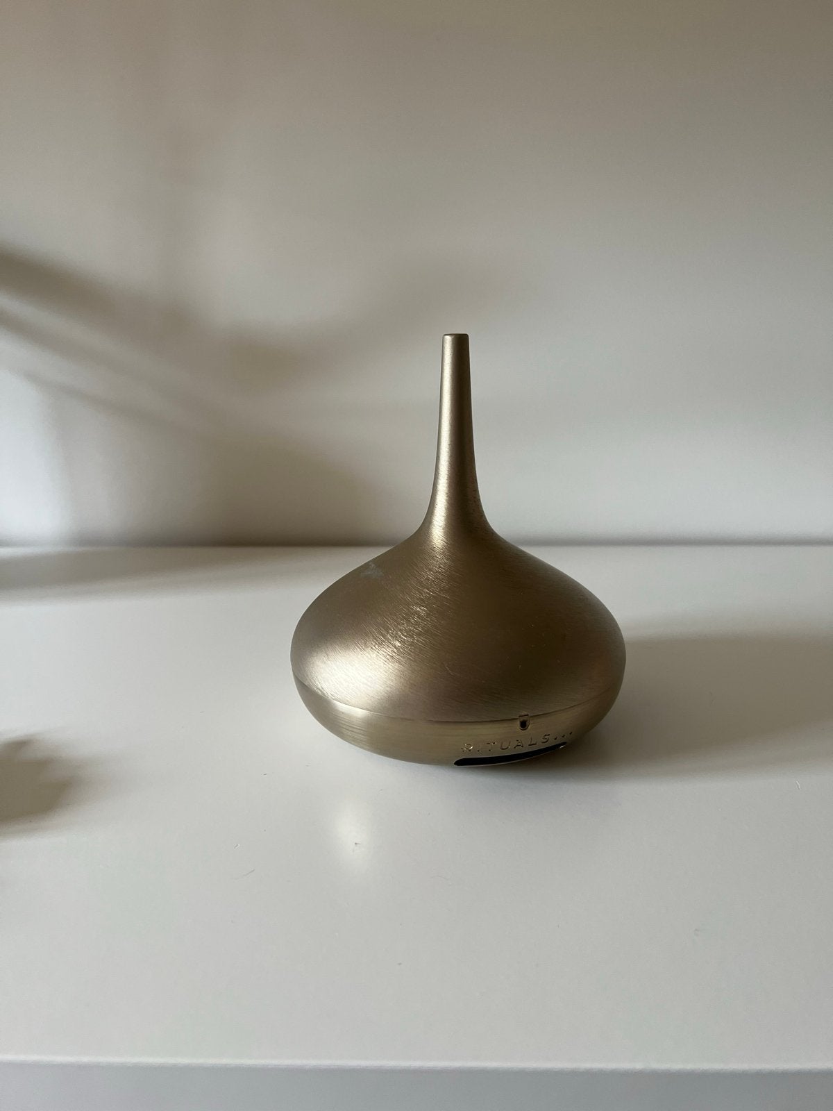 Rituals Perfume Genie 2.0 - Goudkleurig, Huis en Inrichting, Ophalen, Zo goed als nieuw, Goud, Metaal