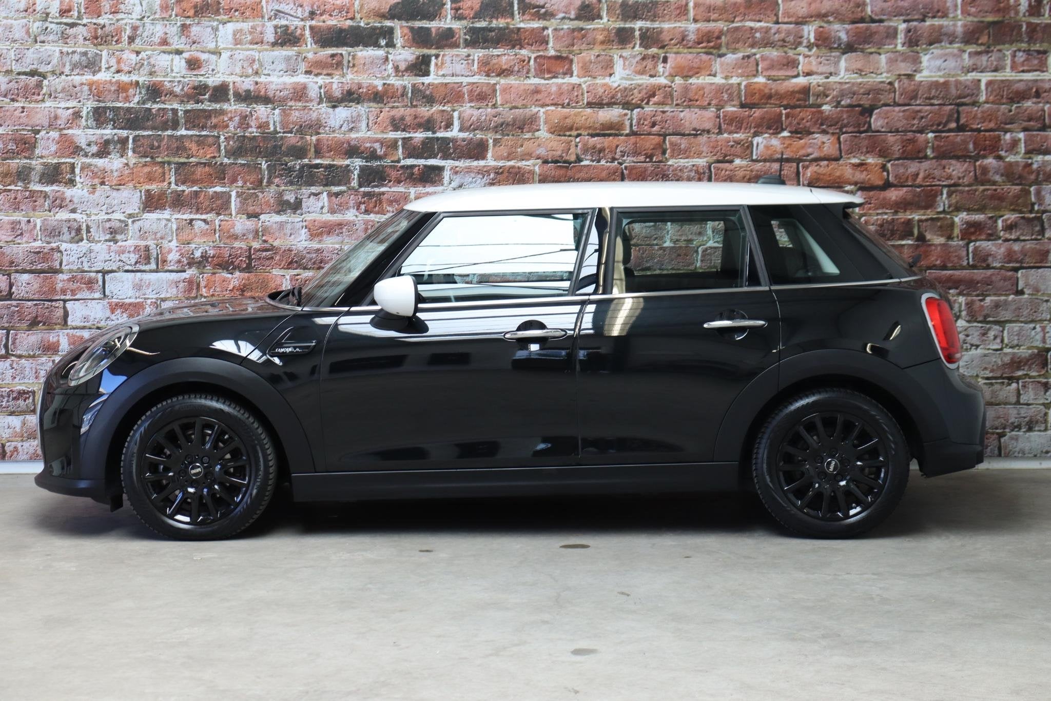MINI Hatchback Cooper Camden Edition Automaat 5 deurs / Navi, Auto's, 136 pk, Gebruikt, Leder en Stof, Zwart