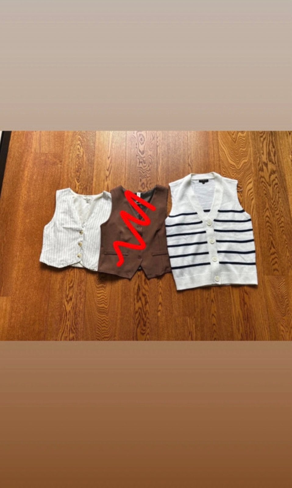 2 gilets, Kleding | Dames, Tops, Wit, Ophalen of Verzenden, Zo goed als nieuw, Korte mouw