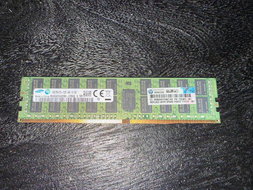 HPE DDR4 16GB 2Rx4 PC4 2133P geheugen, Computers en Software, Server, DDR4, Ophalen of Verzenden, Zo goed als nieuw