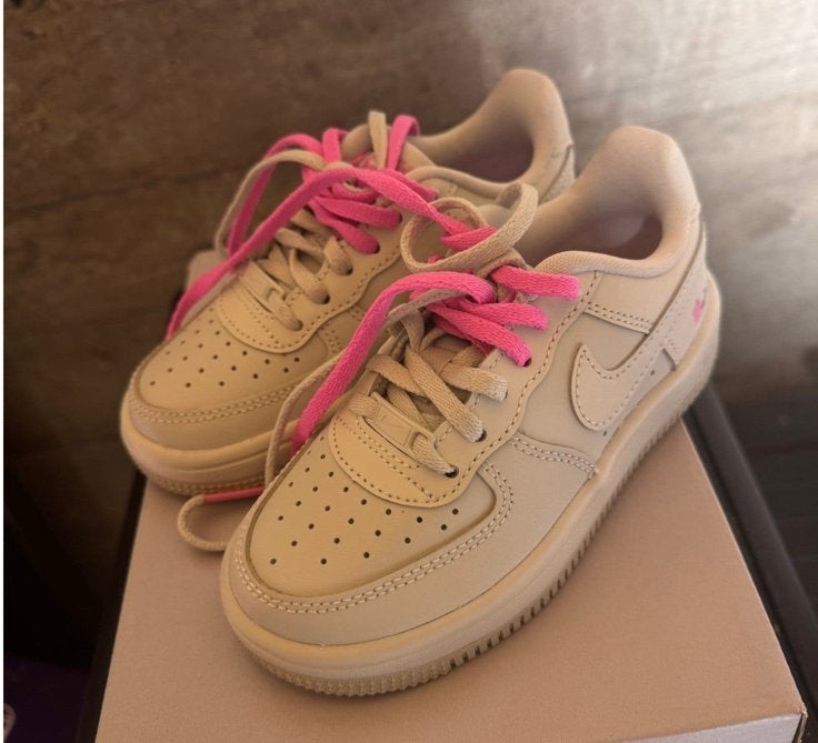 Nike air force kids, Ophalen of Verzenden, Zo goed als nieuw, Wit, Sneakers of Gympen