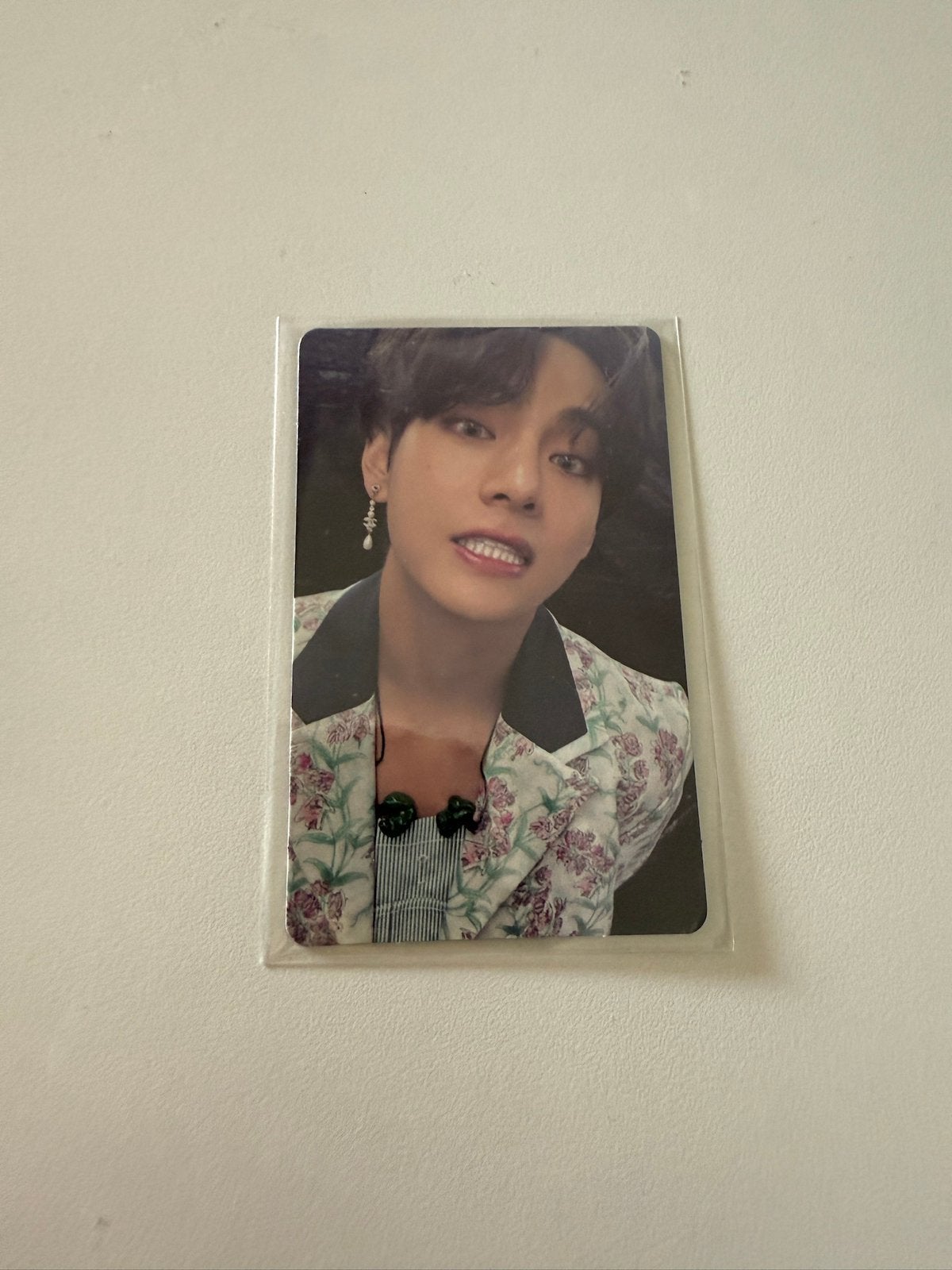 BTS V Taehyung MOTS ON:E dvd photocard, Verzamelen, Muziek, Artiesten en Beroemdheden, Ophalen of Verzenden, Zo goed als nieuw