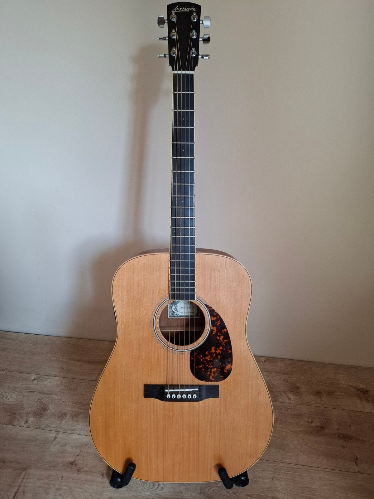 Larrivée D-03 SP Westerngitaar met element en koffer, Muziek en Instrumenten, Ophalen, Gebruikt, Western- of Steelstringgitaar