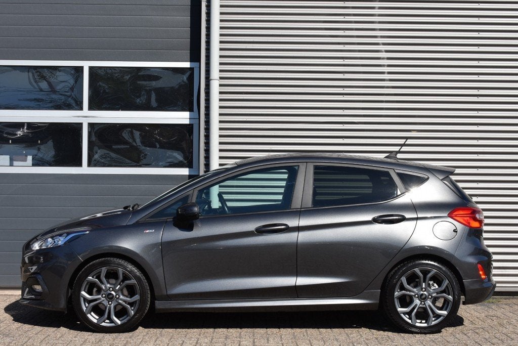Ford FIESTA 1.0 ECOB. ST-LINE / CARPLAY / DAB / CRUISE / PDC, Voorwielaandrijving, 101 pk, Gebruikt, Euro 6