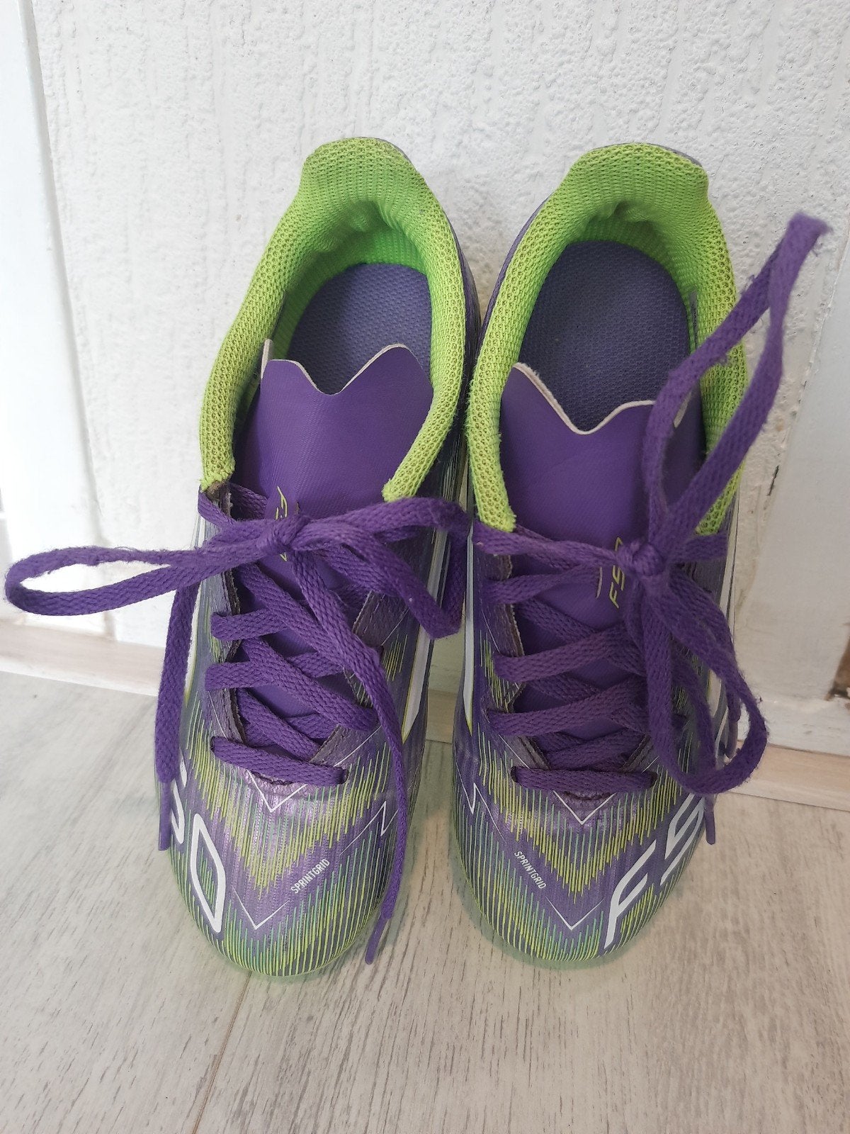 Adidas F50 voetbalschoenen - Maat 33, Maat XS of kleiner, Ophalen, Gebruikt, Schoenen