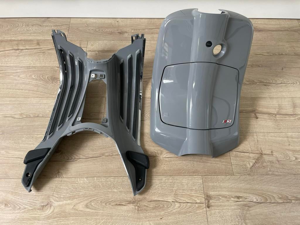Vespa Sprint/Primavera kappenset Nardogrey Iget GLOEDNIEUW, Ophalen of Verzenden