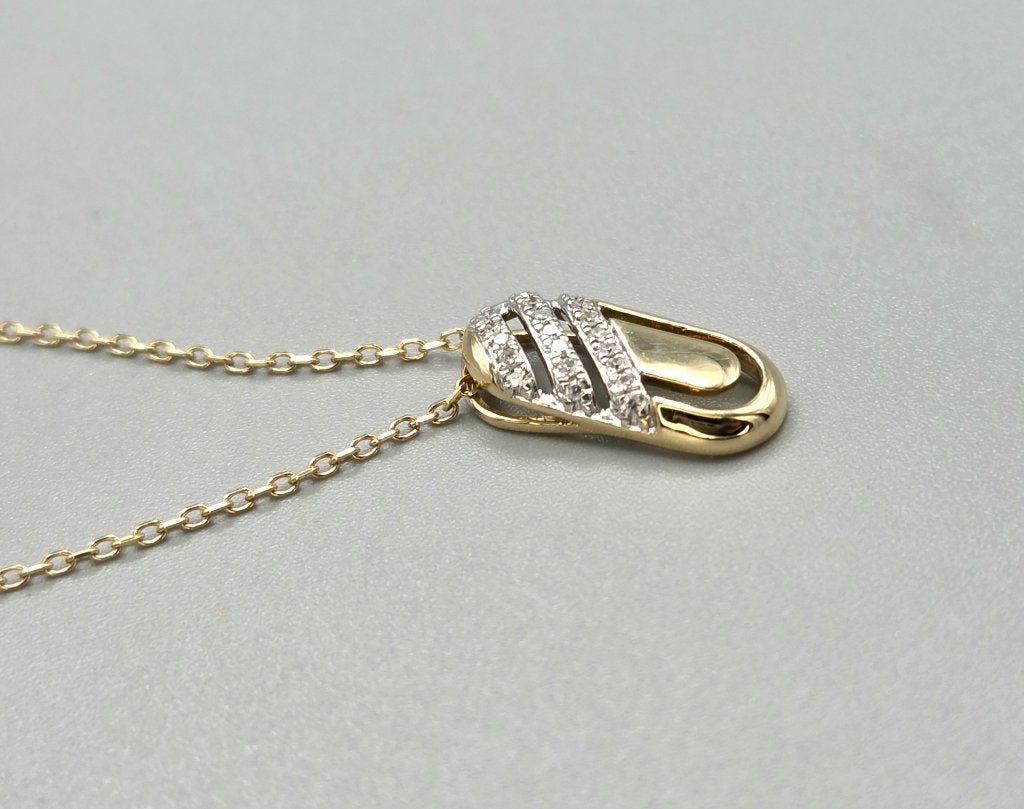 Gouden ketting met bi-color hanger en diamanten. 2026/653, ., Ophalen of Verzenden, Zo goed als nieuw, .