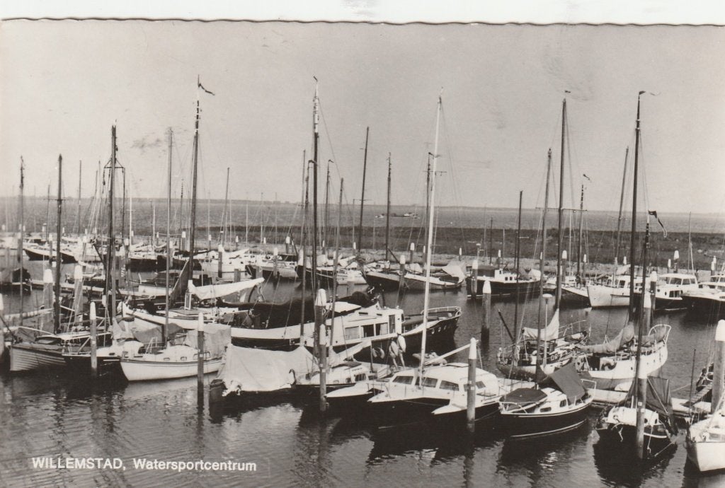Willemstad (N.Br.) - Watersportcentrum, ca. 1970., Verzamelen, Ophalen of Verzenden, 1960 tot 1980, Gelopen, Noord-Brabant