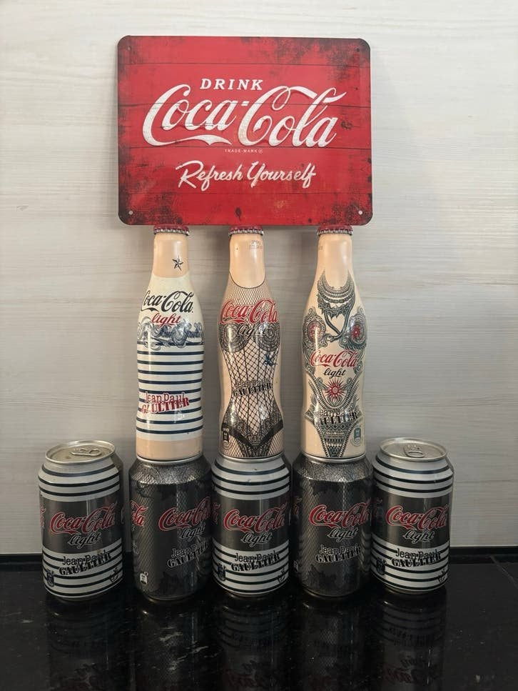 Coca Cola Light Jean Paul collectie, Ophalen