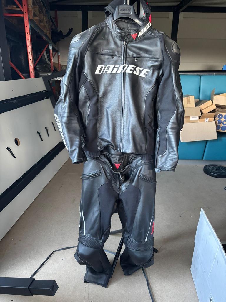 Nette Motorpak Dainese + Motorlaarzen en Handschoenen, Motoren, Kleding | Motorkleding, Ophalen of Verzenden, Tweedehands, Heren