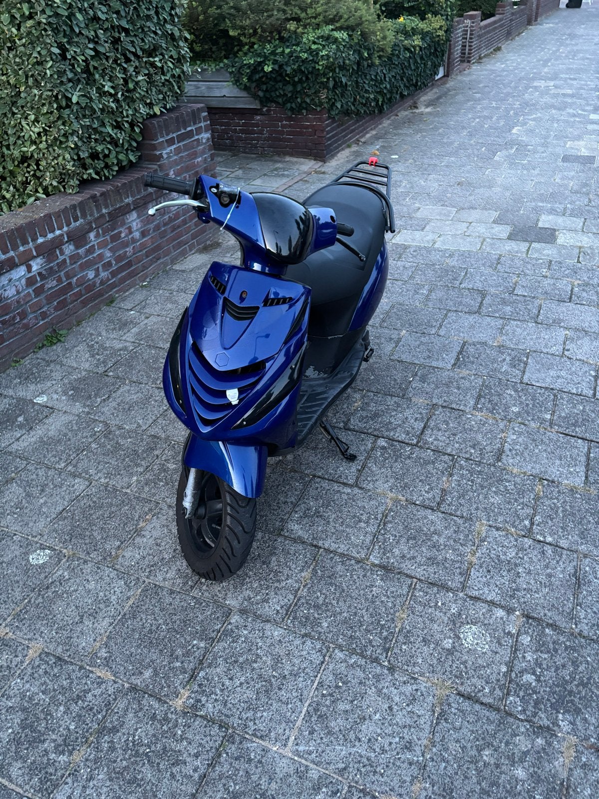 Piaggio Zip 2 takt 70CC, Ophalen, Piaggio, Gebruikt, Benzine