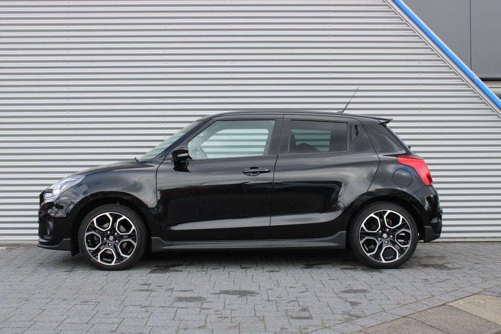 Suzuki Swift 1.4 Sport SmartHybrid | Adap. Cruise | Navi | C, Auto's, Dealer onderhouden, Stof, Gebruikt, 4 cilinders