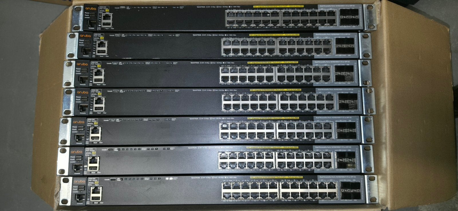 9x Aruba 2920-24G PoE+ Switch J9727A | 24-poorts Gigabit, Computers en Software, Netwerk switches, Ophalen of Verzenden, Gebruikt