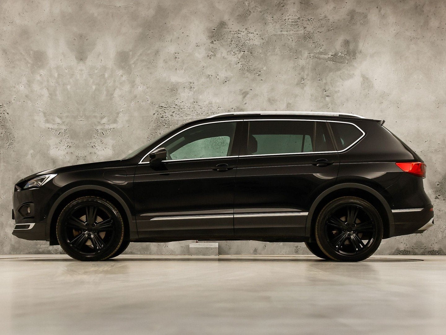 SEAT Tarraco 1.4 TSI e-Hybrid PHEV Xcellence 245Pk Automaat, Auto's, 12 maanden, 4 cilinders, Zwart, Hybride Elektrisch/Benzine