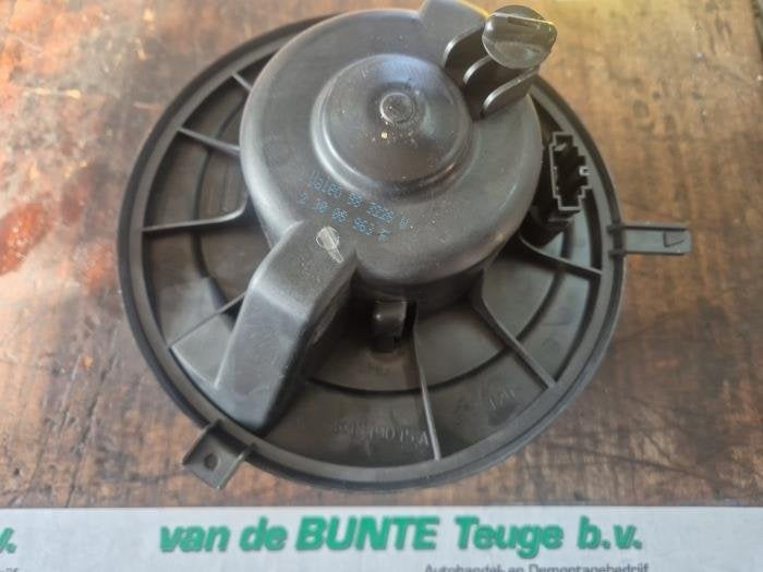 Kachel Ventilatiemotor van een Volkswagen Golf, Gebruikt, -, Volkswagen, -