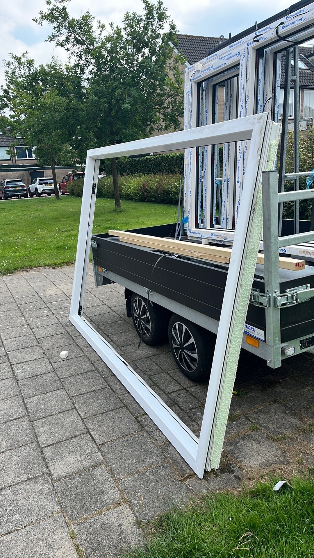 Kunststof kozijn wit te koop met glas en glaslatten, Ophalen, Kunststof, Raamkozijn, Zo goed als nieuw