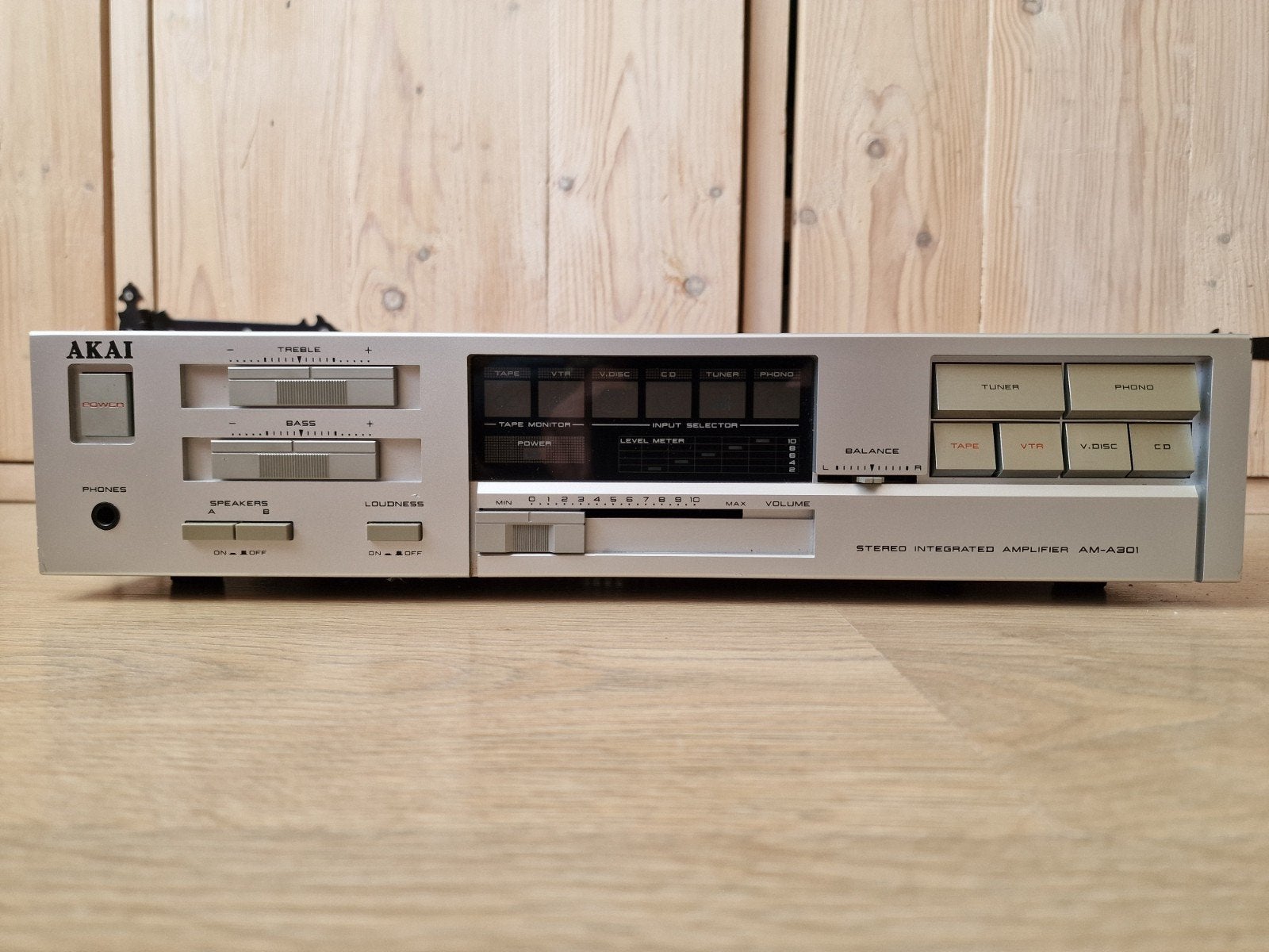 Akai AM-A301 Stereo Geïntegreerde Versterker - Vintage Audio, Ophalen of Verzenden, Refurbished, Minder dan 60 watt, Overige merken