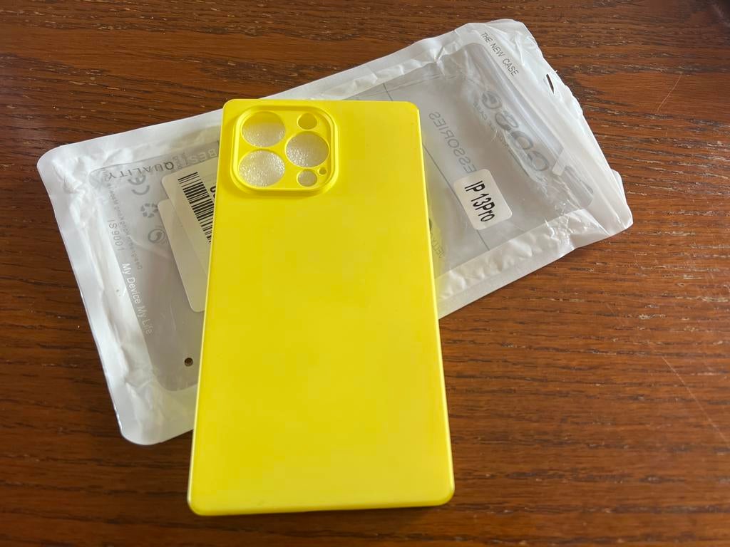 Square case iphone 13 Pro - nieuw en rechthoekig, Ophalen of Verzenden, Nieuw, IPhone 13 Pro, Frontje of Cover