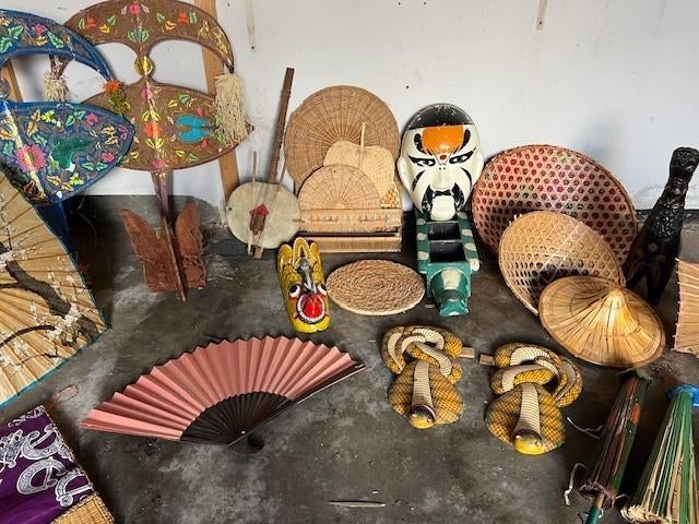 Indische voorwerpen, beelden, waaiers, maskers, Antiek en Kunst, Ophalen