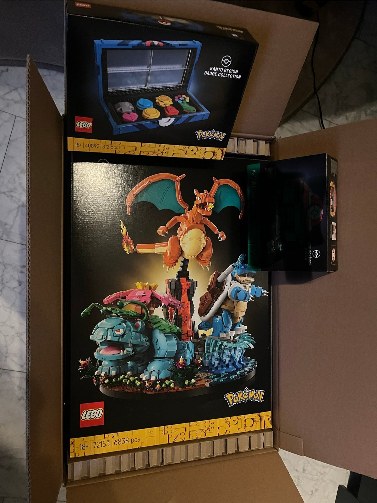 Nieuw Lego Pokémon 72153 en Kanto Collection 40892, Kinderen en Baby's, Speelgoed | Duplo en Lego, Ophalen, Zo goed als nieuw