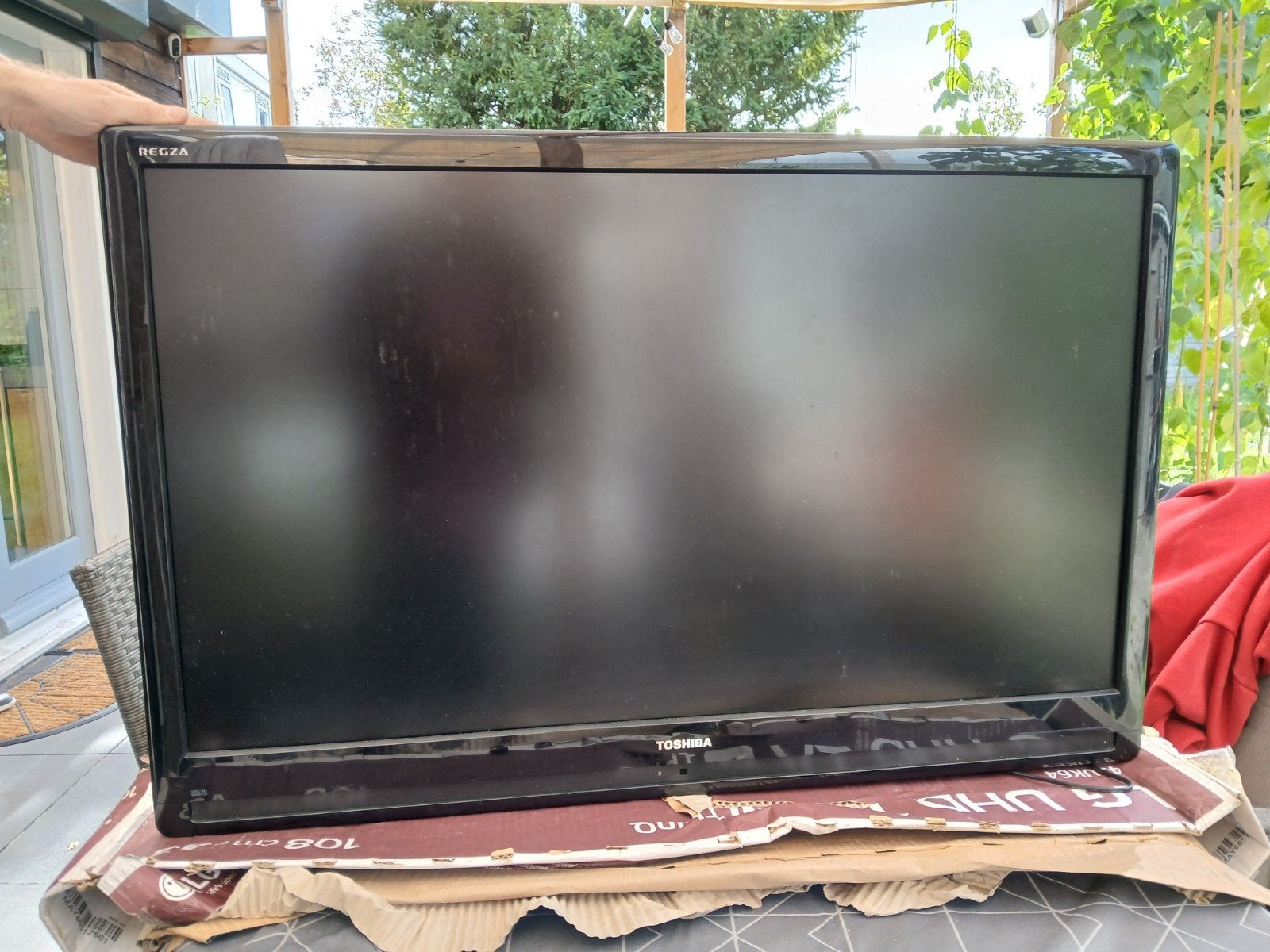 Toshiba LCD TV 42XV555D met Engelse stekker, Audio, Tv en Foto, Ophalen, LCD, 100 cm of meer, Gebruikt
