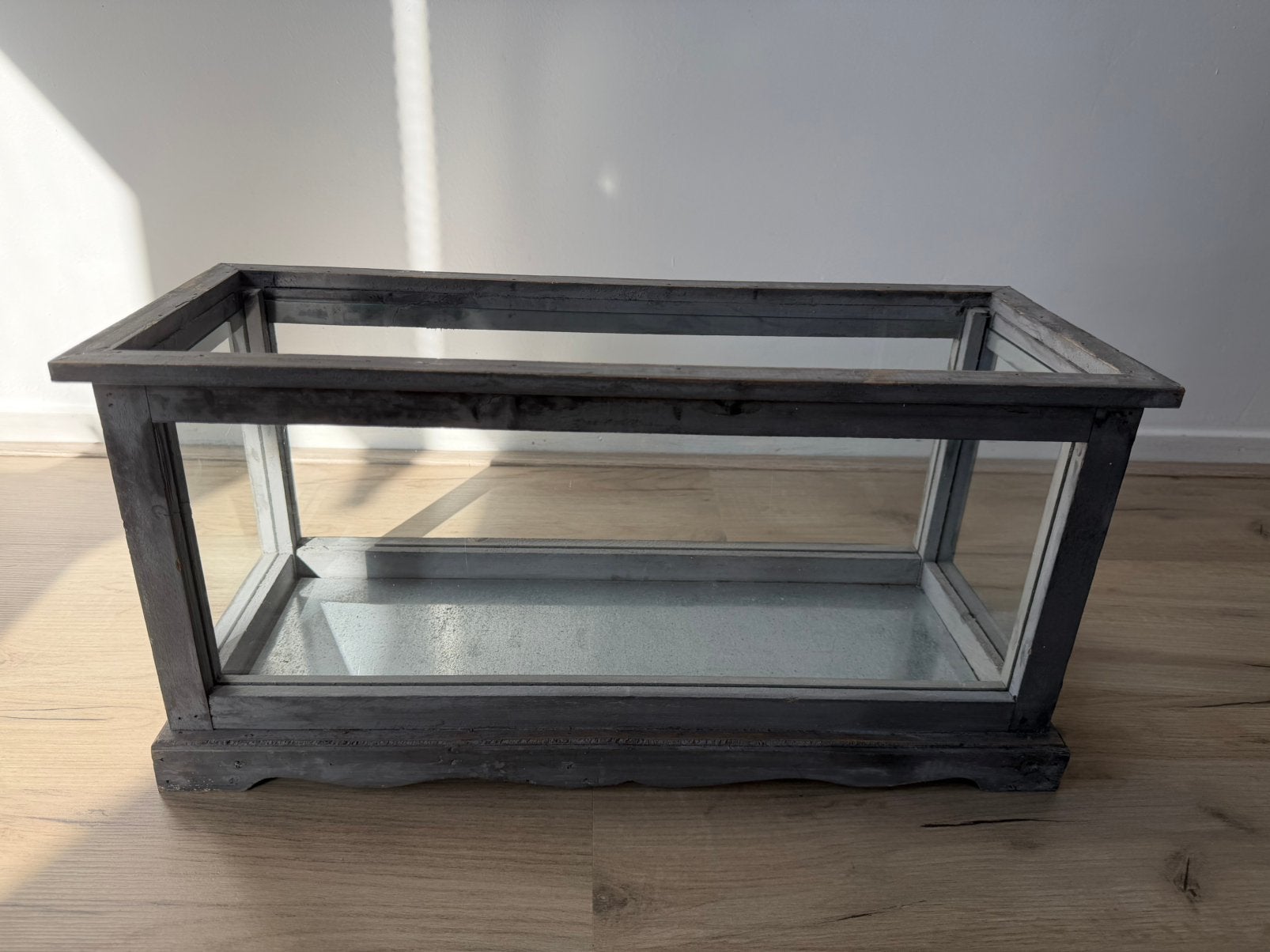 Decoratief houten vitrinekastje /windlicht /display 50x20x25, Windlicht, Ophalen of Verzenden, Zo goed als nieuw, Grijs