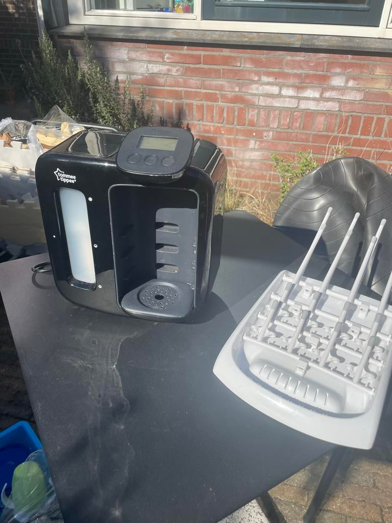 Tommee Tippee flessenmaker met flessendroger, Kinderen en Baby's, Babyvoeding en Toebehoren, Ophalen, Gebruikt, Overige typen