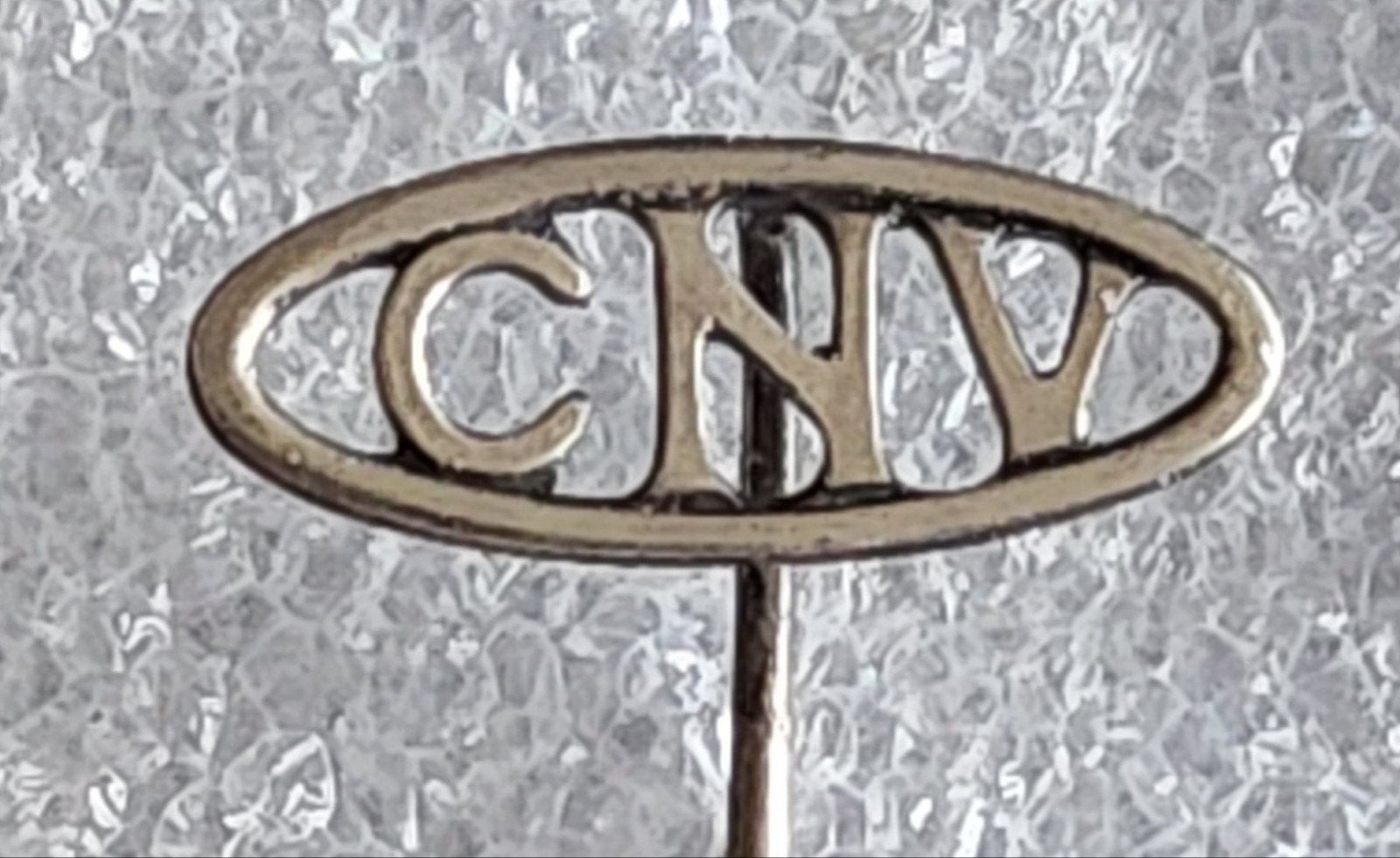 Zilveren CNV Speldje - Vintage Vakbond Embleem, Ophalen of Verzenden, Gebruikt, Overige onderwerpen, Speldje of Pin