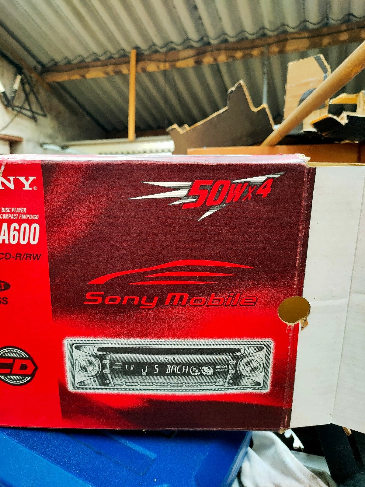 Sony CDX-CA600 Autoradio CD-speler uit de jaren '80, zgan, Auto diversen, Ophalen of Verzenden, Zo goed als nieuw