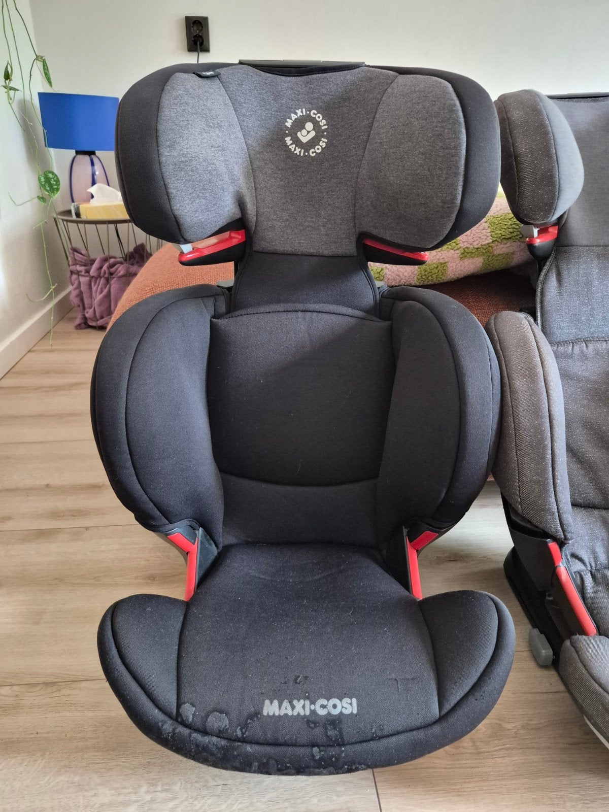 Maxi-Cosi Rodi XP Fix autostoel - Zwart/Grijs, Ophalen, Gebruikt, 15 t/m 36 kg, Zijbescherming