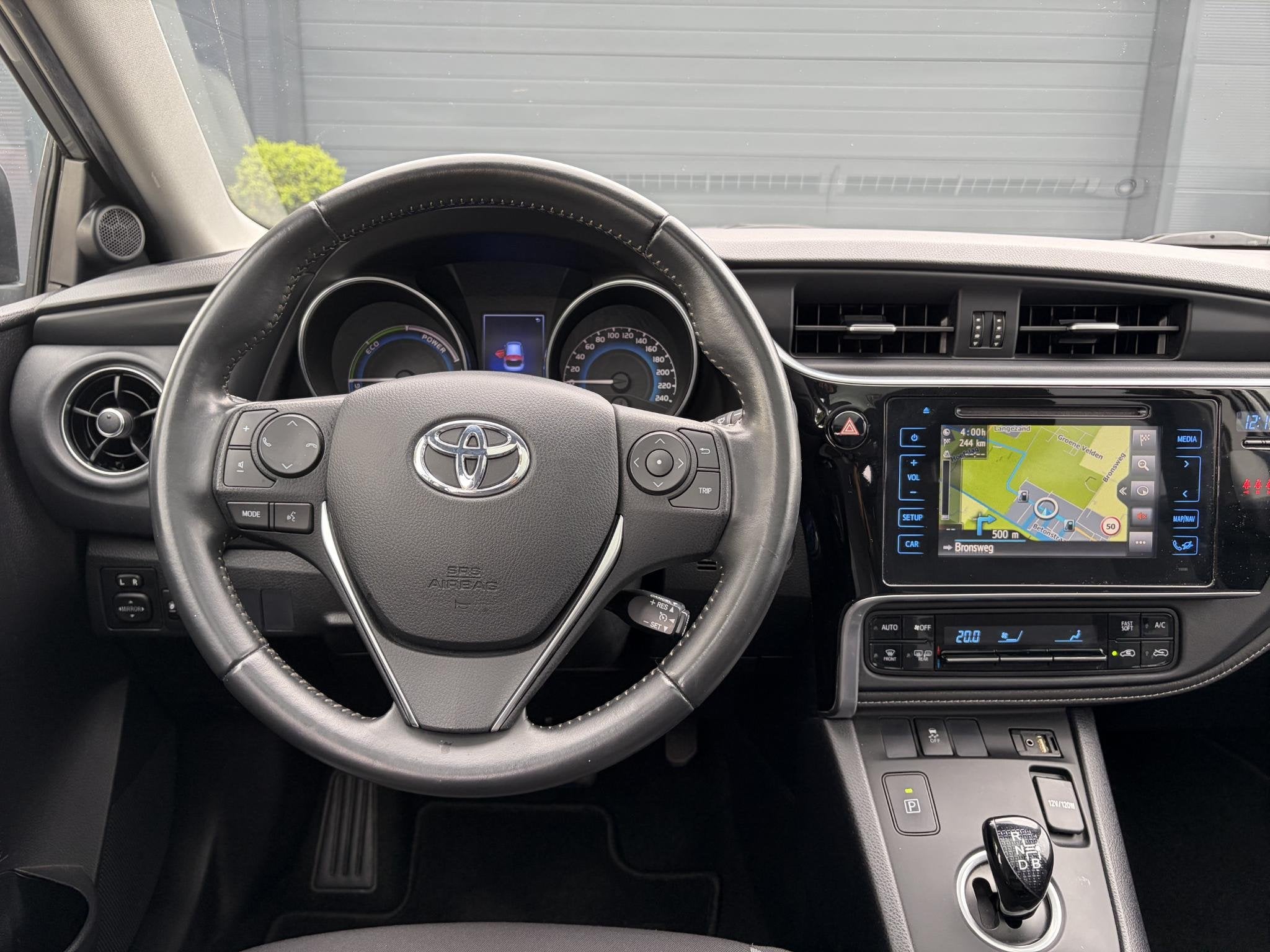 Toyota Auris 1.8 Hybrid Trend ✓Dealer Onderhouden✓2e Eig, Auto's, Dealer onderhouden, Euro 6, 4 cilinders, Origineel Nederlands