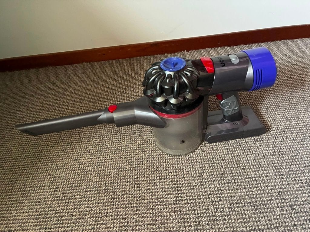 Dyson V8 Steelstofzuiger, Witgoed en Apparatuur, Stofzuigers, Gebruikt, Steelstofzuiger, Dyson, Minder dan 1200 watt, Geschikt voor harde vloeren