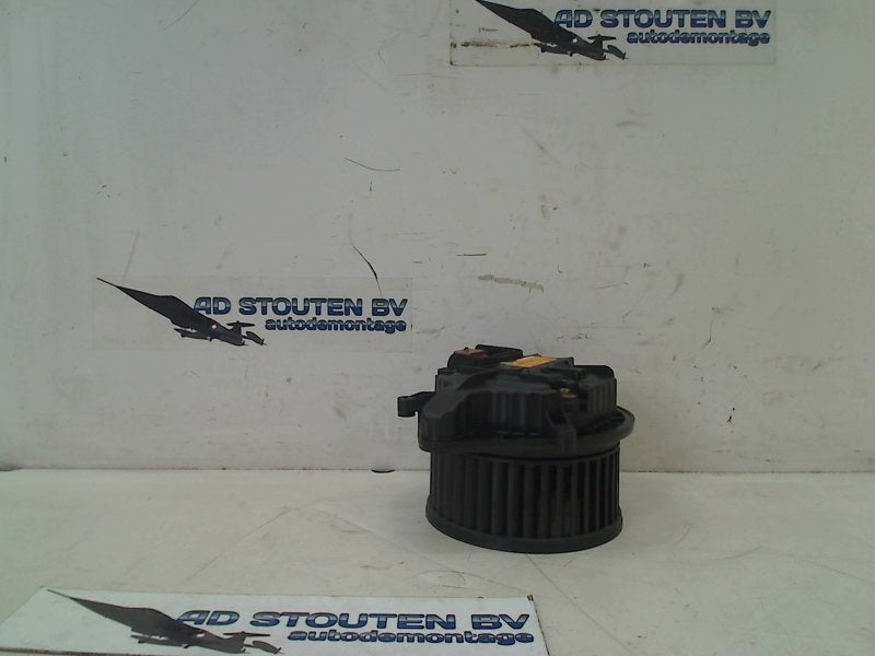 Kachel Ventilatormotor Audi A4 (B6) 2003 8E1820021B, Gebruikt, Auto-Union-Straße  1, Ingolstadt 85057, , Duitsland, Info@audi.de