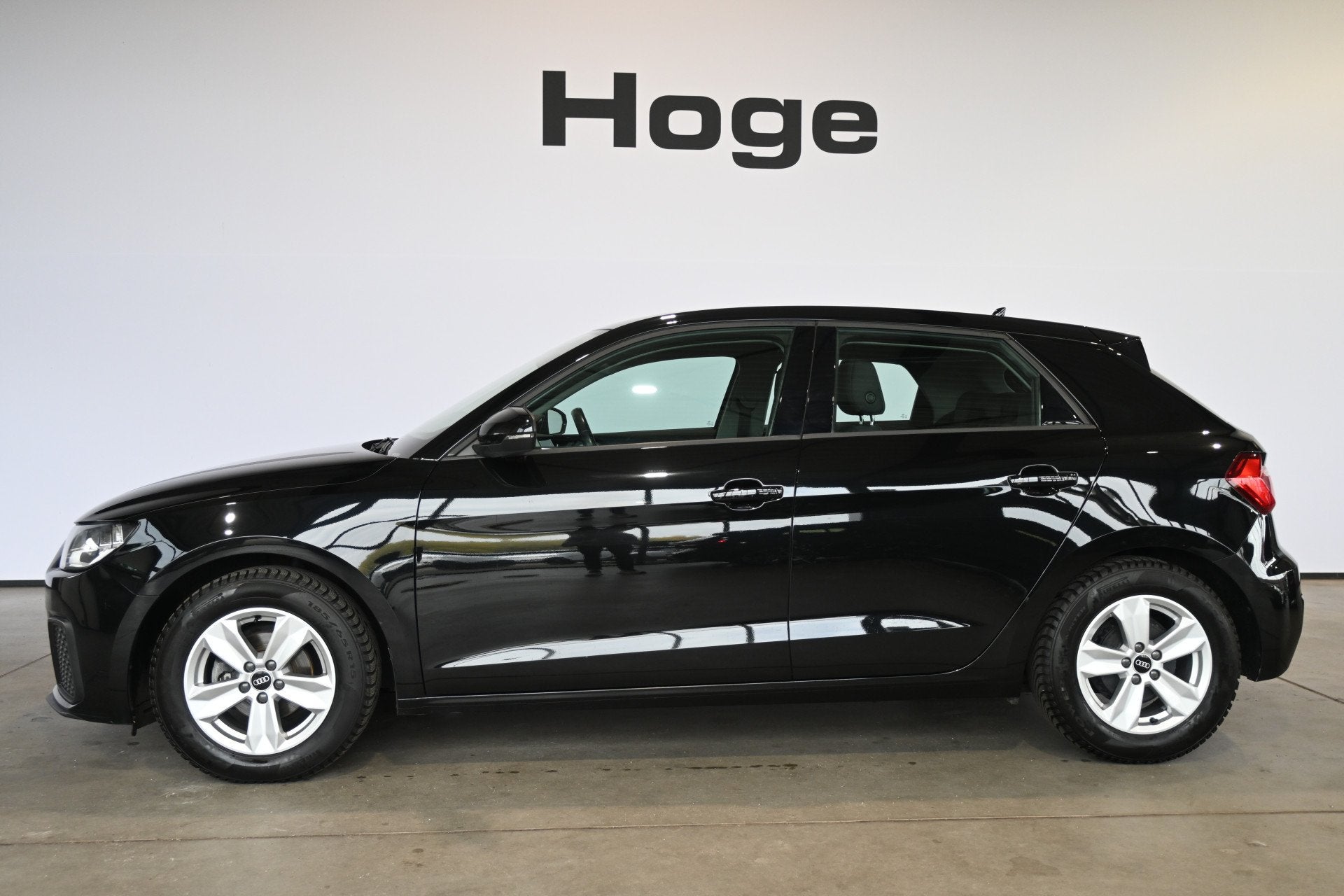Audi A1 Sportback 25 TFSI Pro Line NAP! Automaat Cruise Airc, Auto's, Stof, Met garantie (alle), Origineel Nederlands, Bedrijf