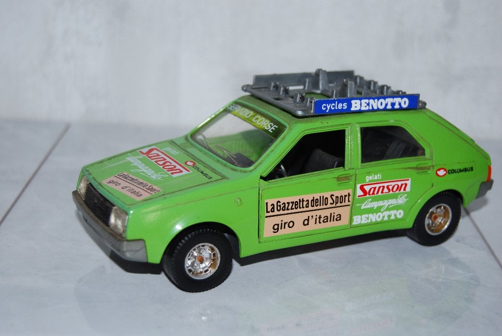 Burago Renault 14 TI Giro Italia, Ophalen of Verzenden, Gebruikt, Auto, Bburago