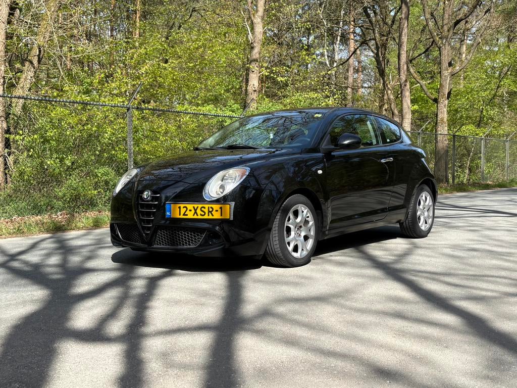 Nieuwe apk! Alfa Romeo MiTo 0.9 Turbo Twin AIR 2012 Zwart, Auto's, Voorwielaandrijving, Handgeschakeld, Particulier, 85 pk