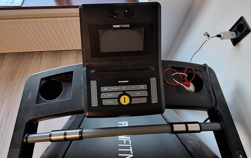 Loopband - DTM2000I - Runner, Sport en Fitness, Fitnessapparatuur, Zo goed als nieuw, Loopband, Armen, Benen, Borst, Buik, Rug