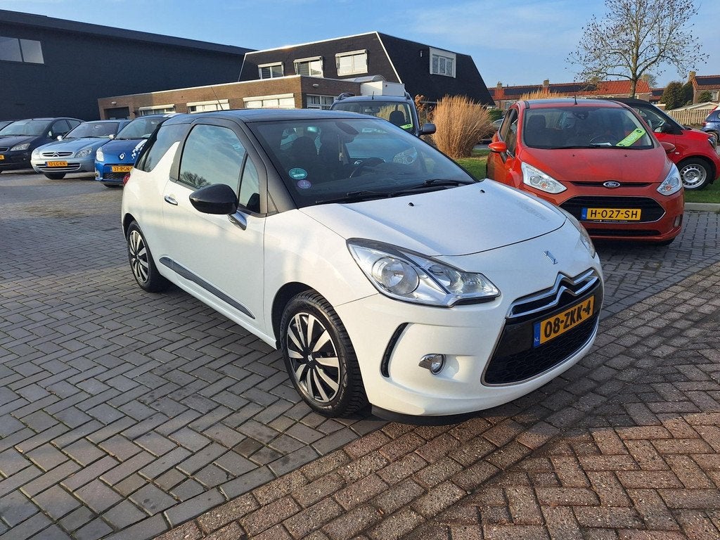 Citroen DS3 1.2 VTi Chic / Zeer nette auto / APK juni 2027, Voorwielaandrijving, Euro 5, 1199 cc, Start-stop-systeem