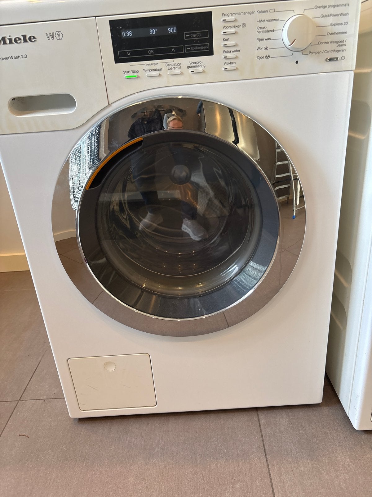 Foto 3 van MIELE Wasmachine en Warmtepompdroger - Goed Werkend