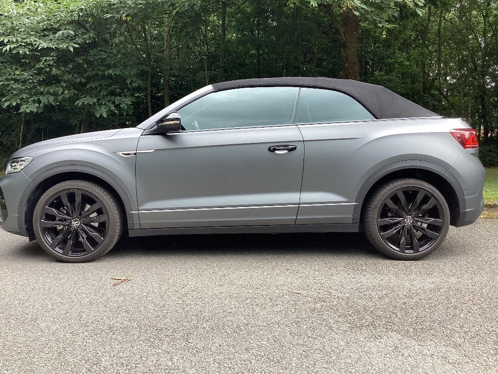 Volkswagen T roc cabrio Edition Grey  orgineel NL  29800 KM., Auto's, Volkswagen, Automaat, Zwart, Leder en Stof, Particulier