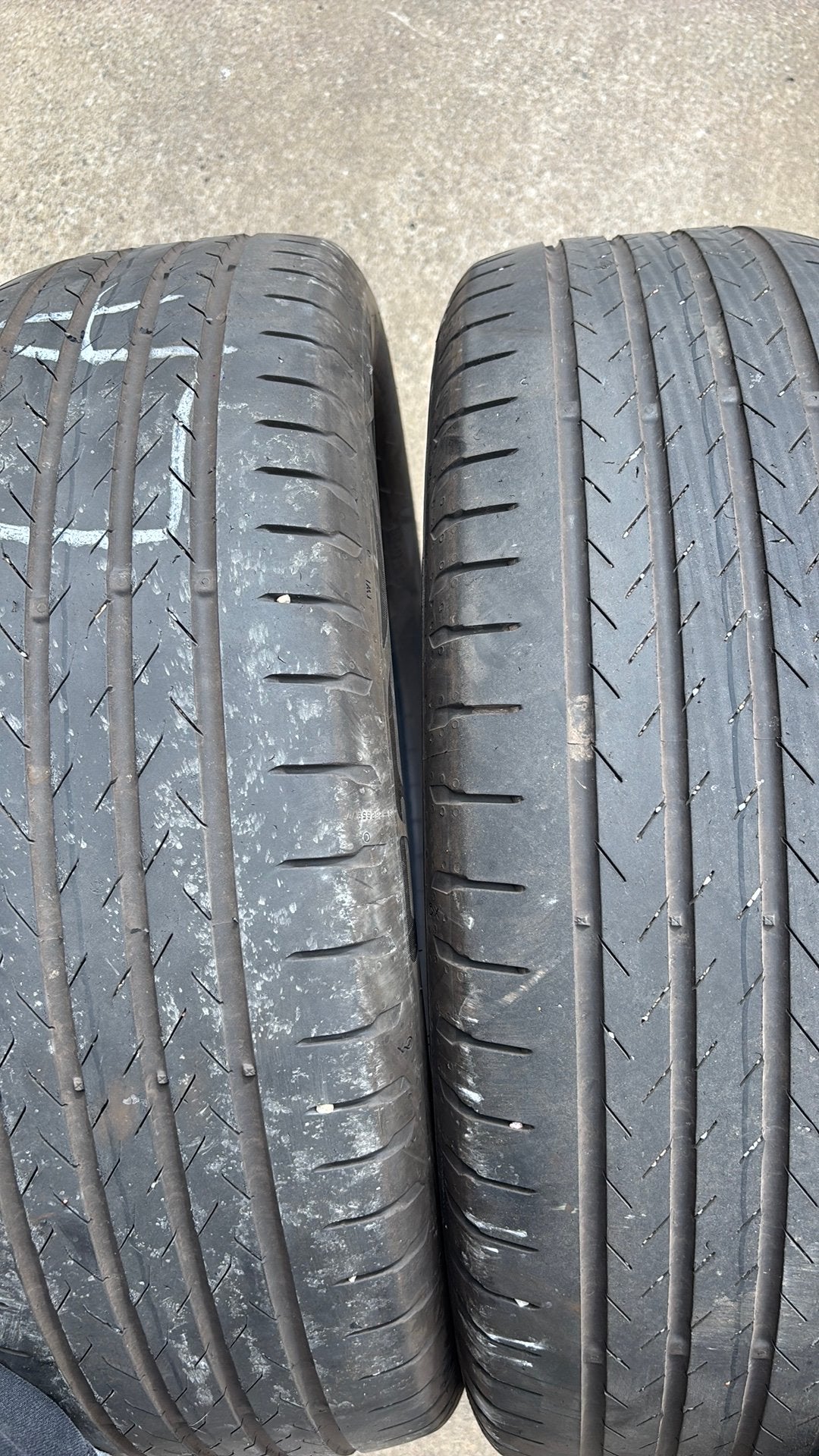 215-60-17 continental 2 stuks 30 euro 3,5 mm, Ophalen