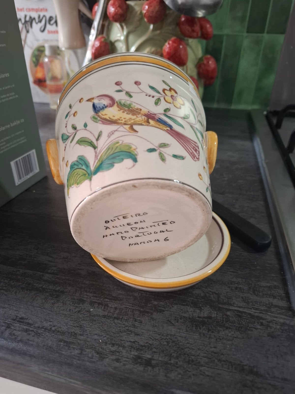 Handgeschilderde bloempot met schotel, Outeiro Portugal, 25 tot 40 cm, Gebruikt, Rond, Ophalen of Verzenden