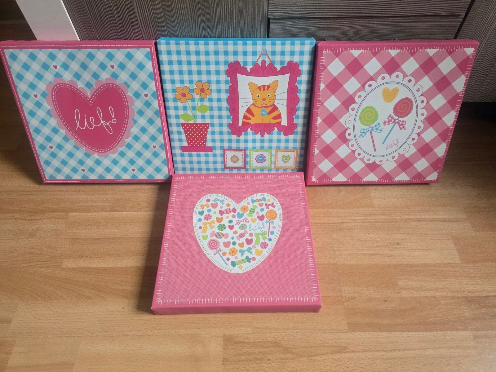 Leuke schilderijen voor de kinderkamer, Ophalen of Verzenden, Gebruikt, Wanddecoratie