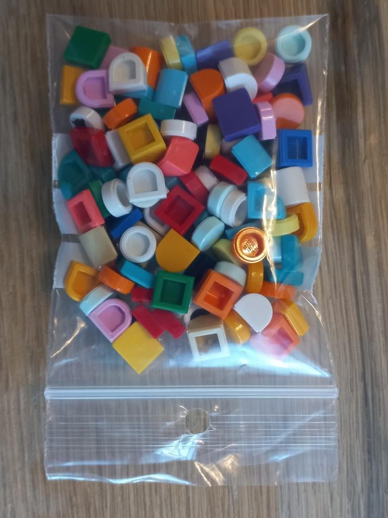 65% Korting op gebruikte Lego Dots 41931 Extra Dots Series 4, Overige thema's, Lego, Ophalen of Verzenden, Zo goed als nieuw
