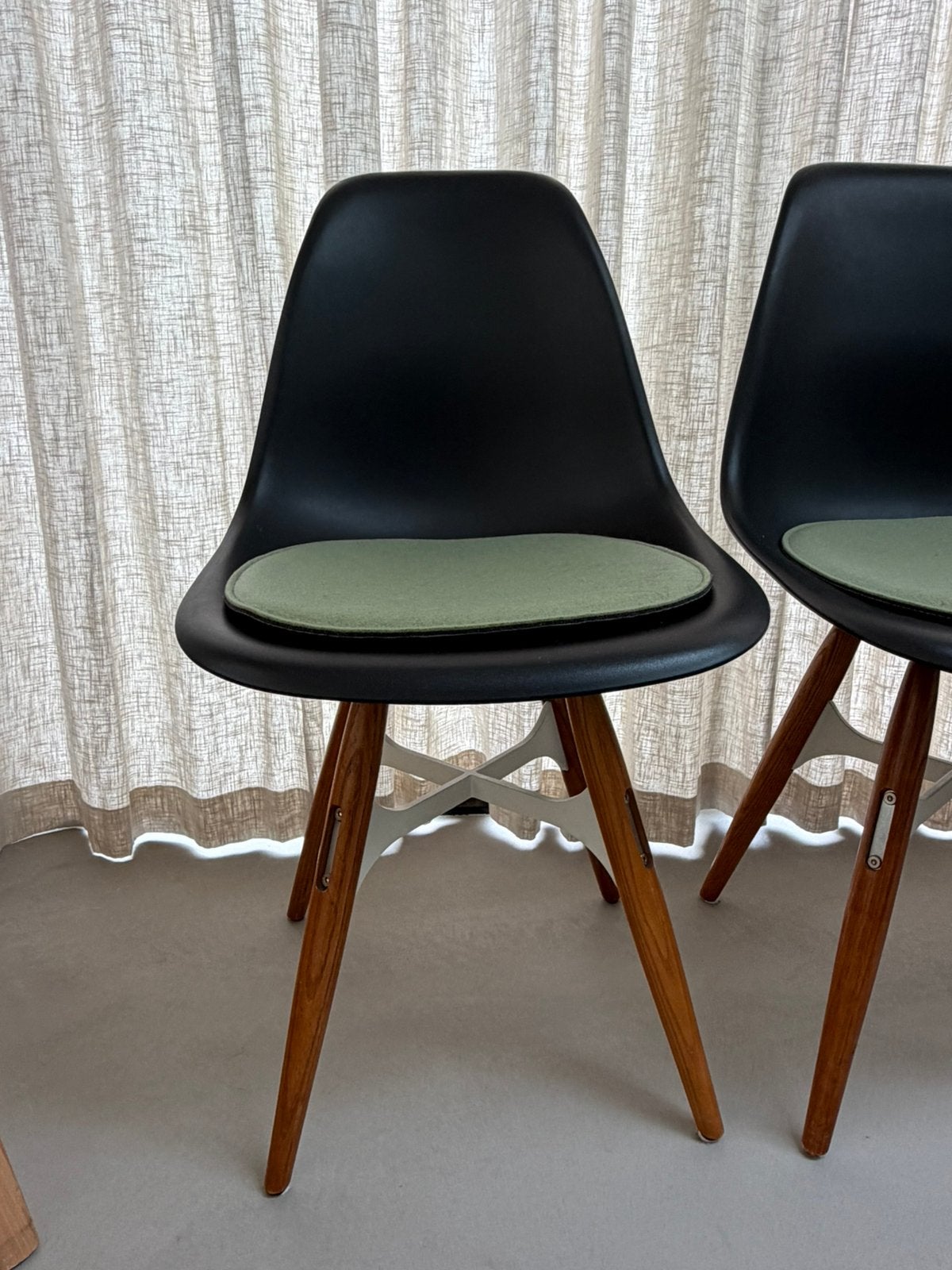 Eetkamerstoelen - Kubikoff, Huis en Inrichting, Stoelen, Ophalen, Gebruikt, Zwart, Vier